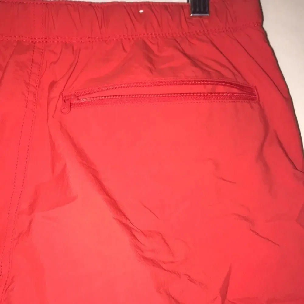 Columbia Men's Omni-Shade Belted Plastic Buckle High Rise Red Swim Shorts 8 / L‎